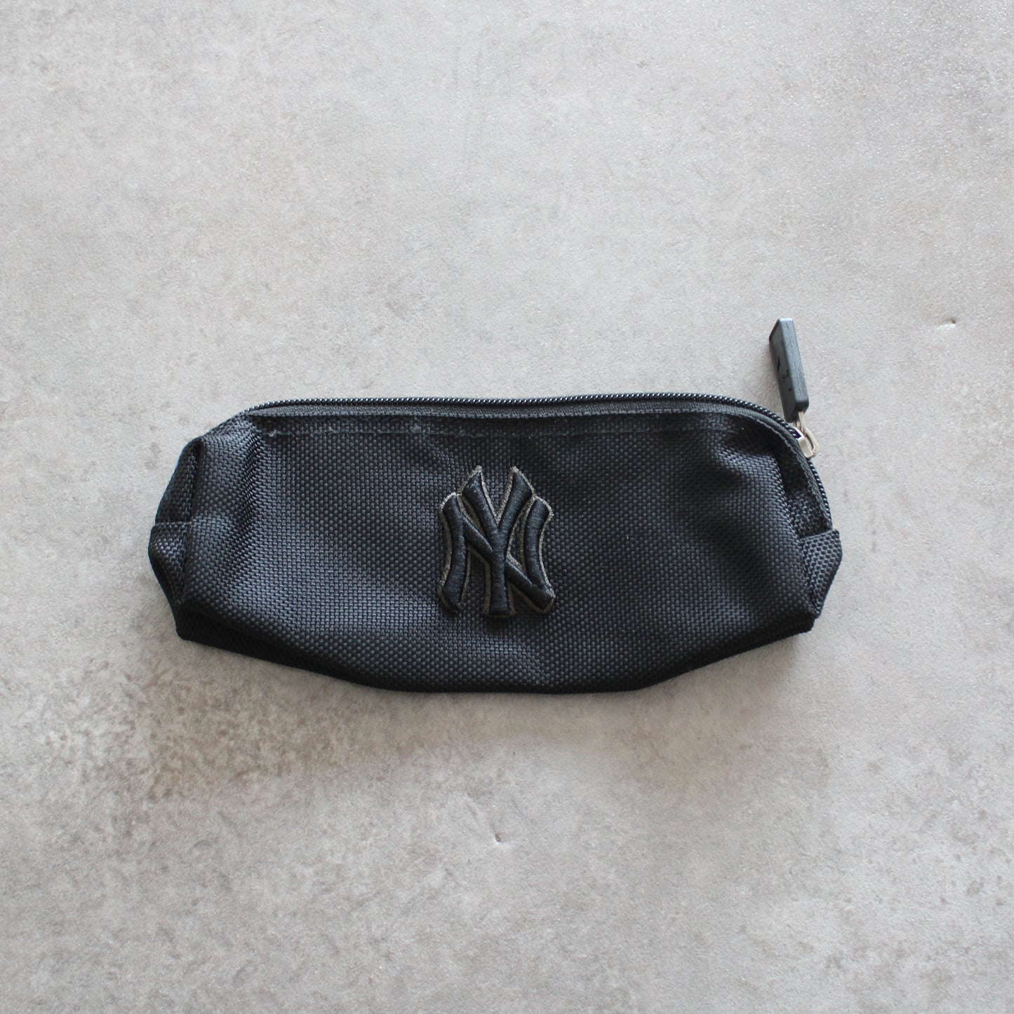Majestic New York Yankees Pen Holder