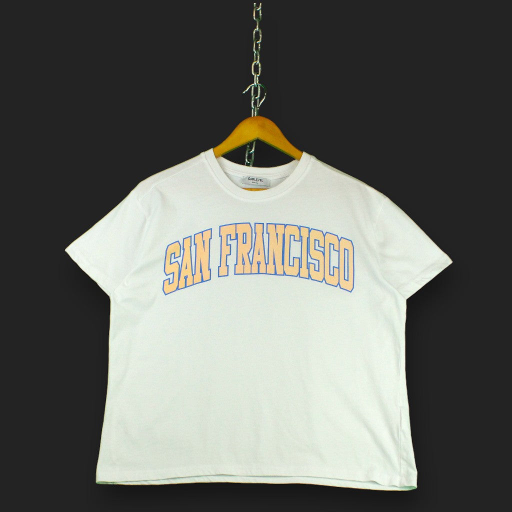 Übergroßes T-Shirt von Sublevel