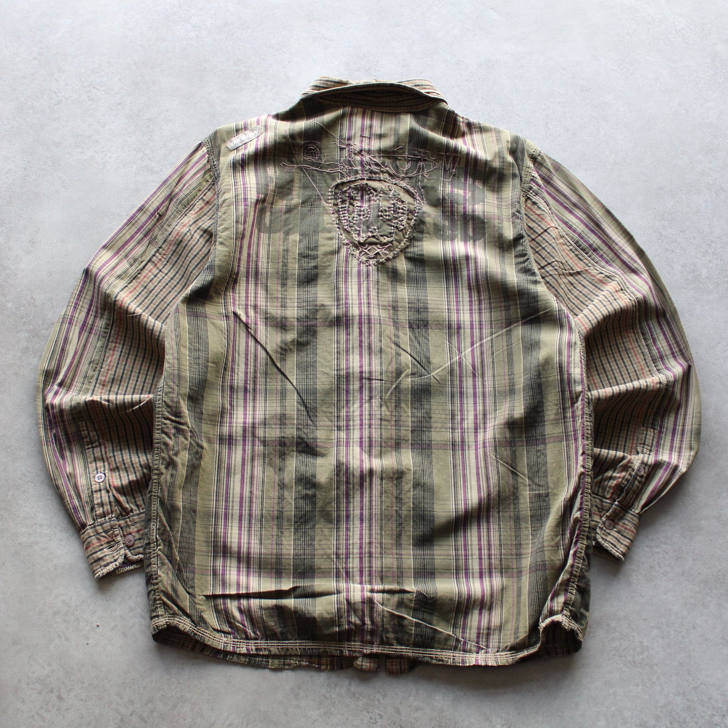 Oxbow Vintage Button-Up Shirt – Plaid Pattern, Front Pocket, Casual Style (Man-S)