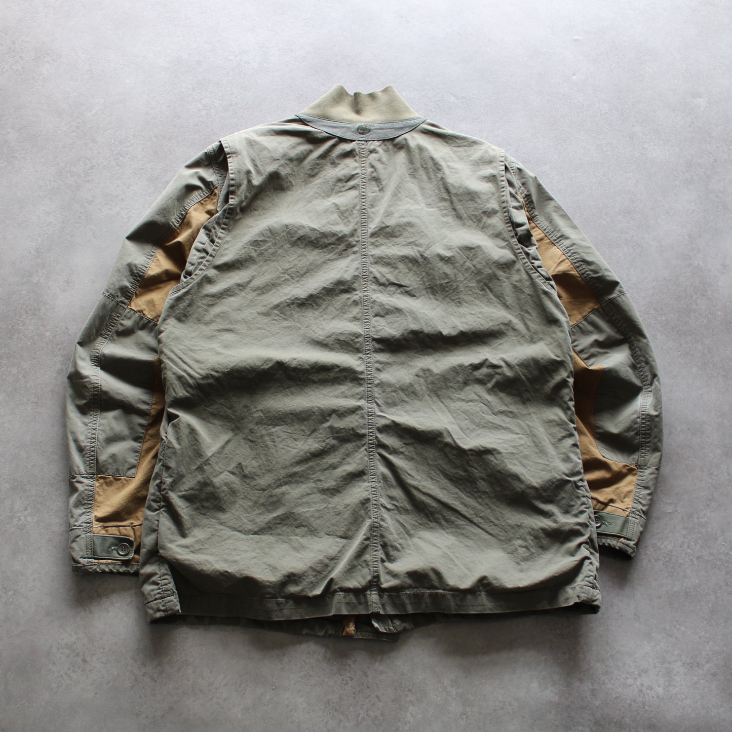 Timberland Outdoor Utility Jacket – Olive Green with Brown Patch Details (Man-L)