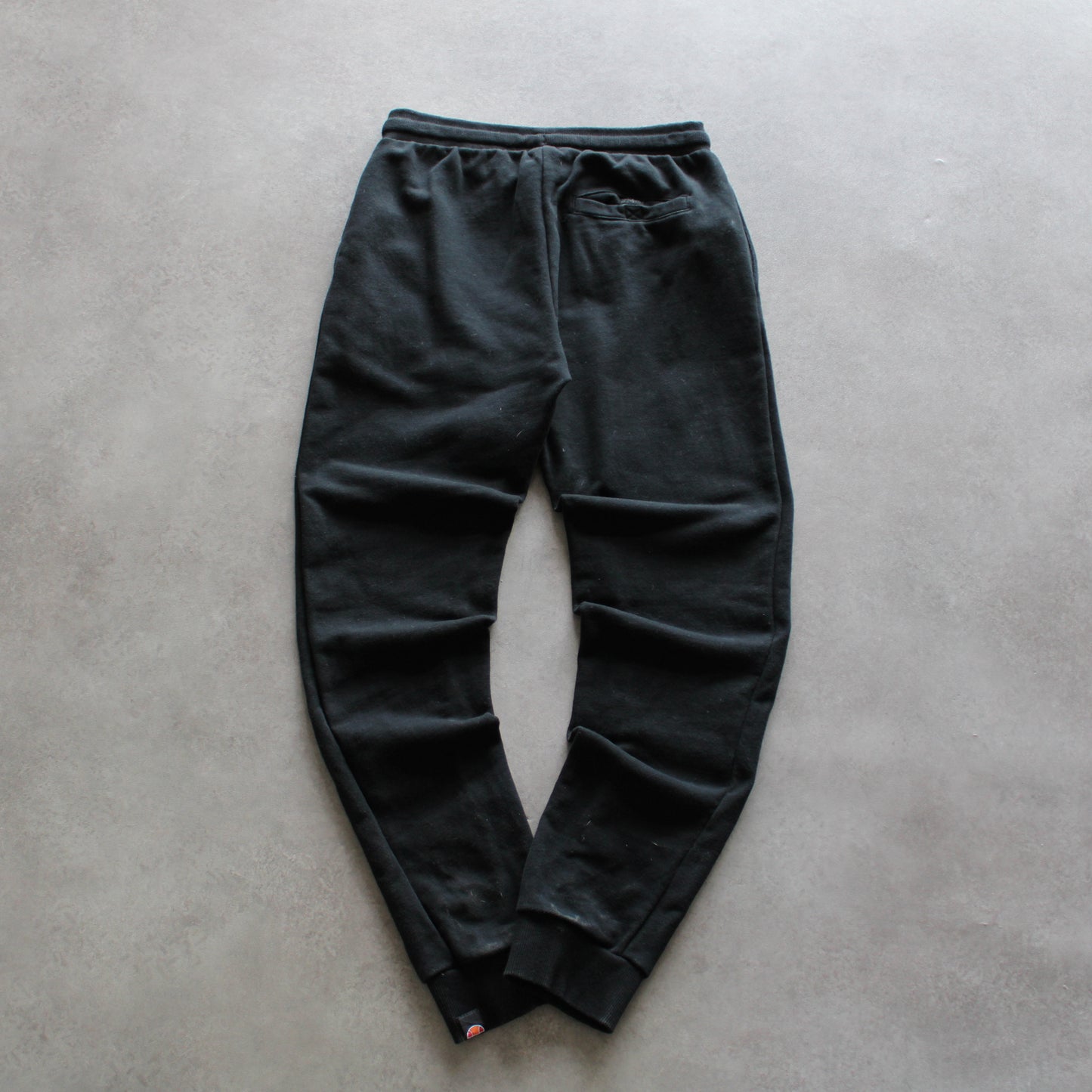 Ellesse Logo Sweatpants – Black (Man-M)