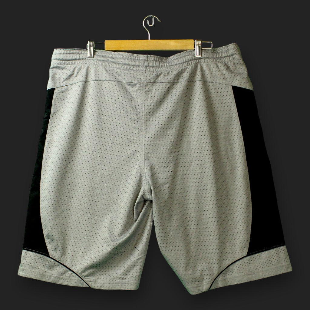 Foot Locker Basketballshorts