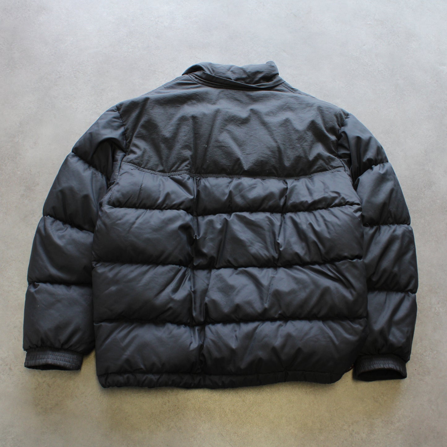 Nike Vintage Puffer Jacket – Black (Man-M)