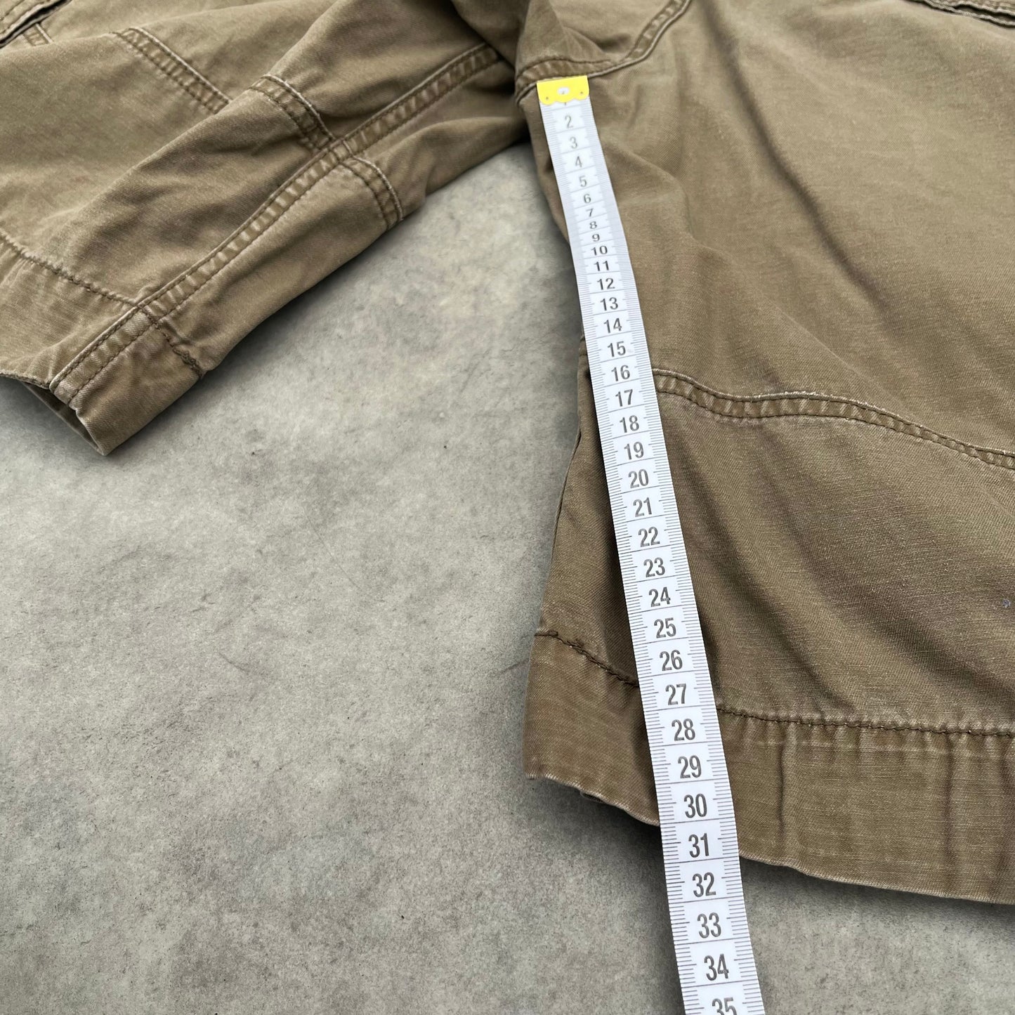Levi's Beige Cargo Shorts W38