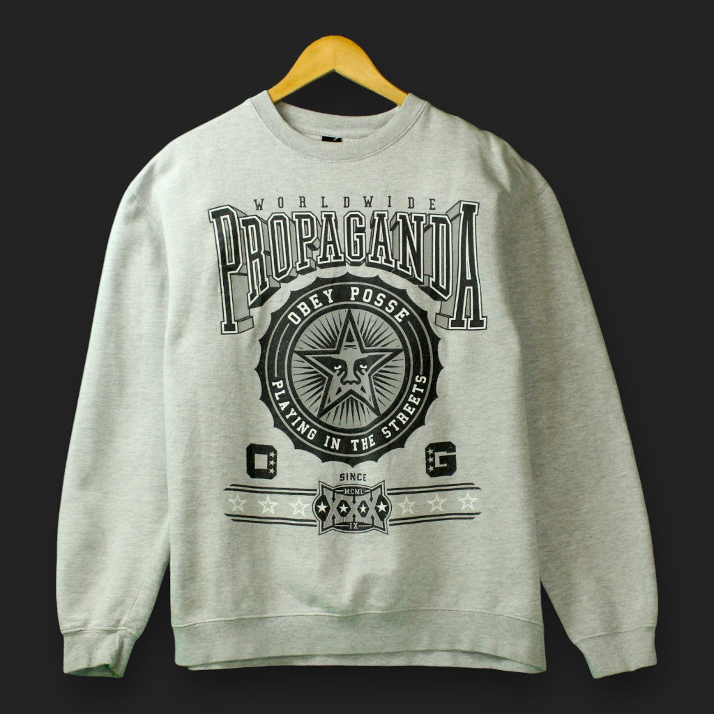 Obey – Pullover mit Buchstaben-Print