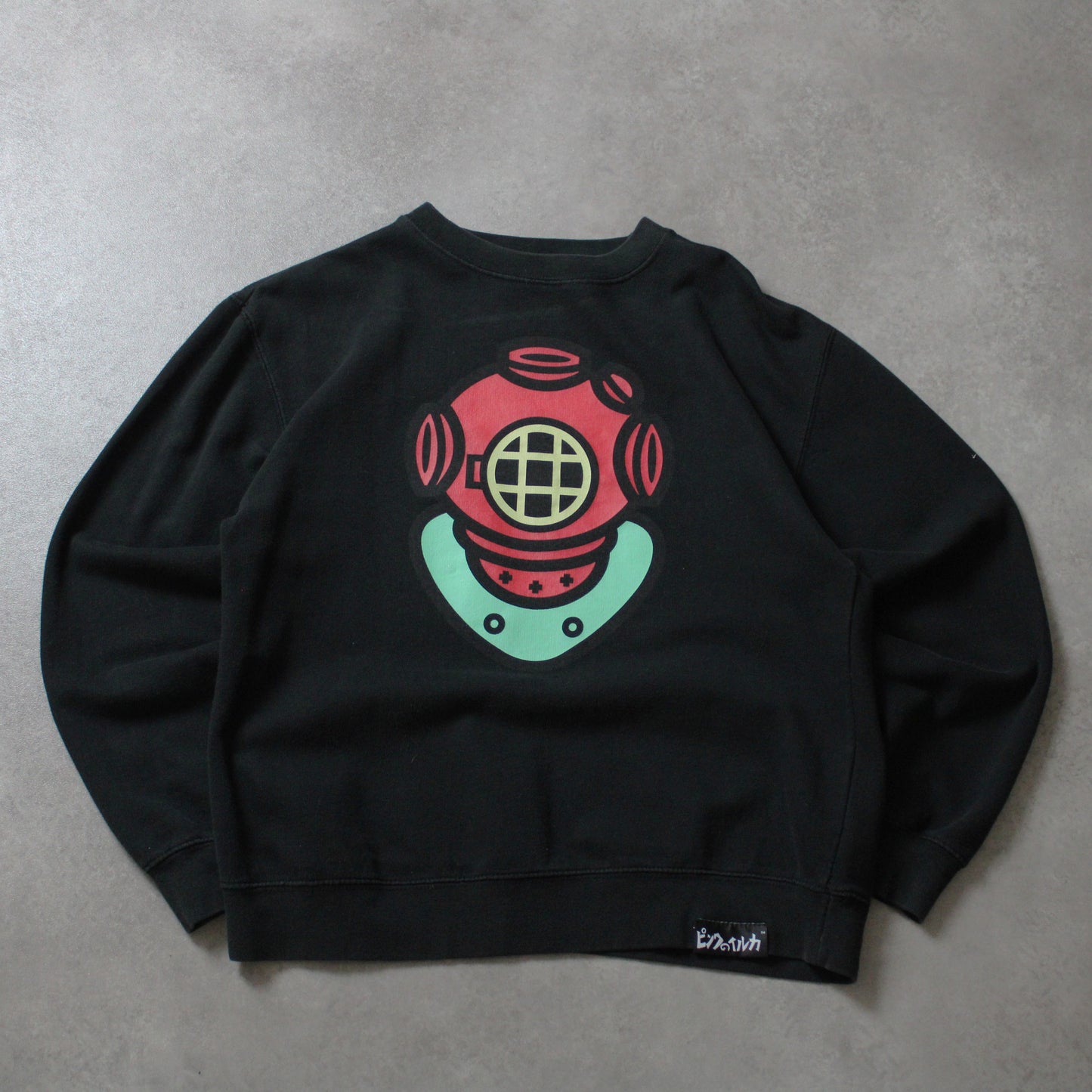 Rosa Delfin-Pullover mit Schriftzug (Größe S)