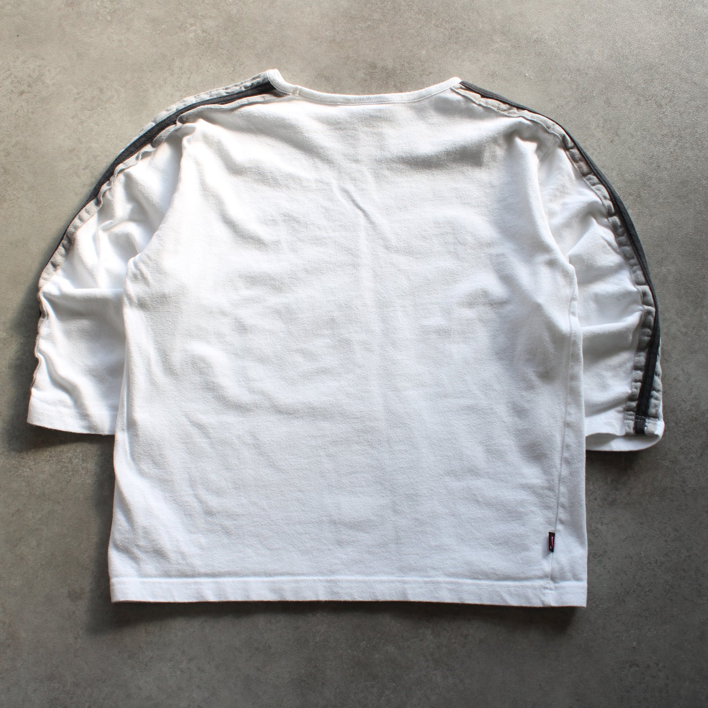 Nike Printed Long Sleeve Tee – White/Black (Woman-M)