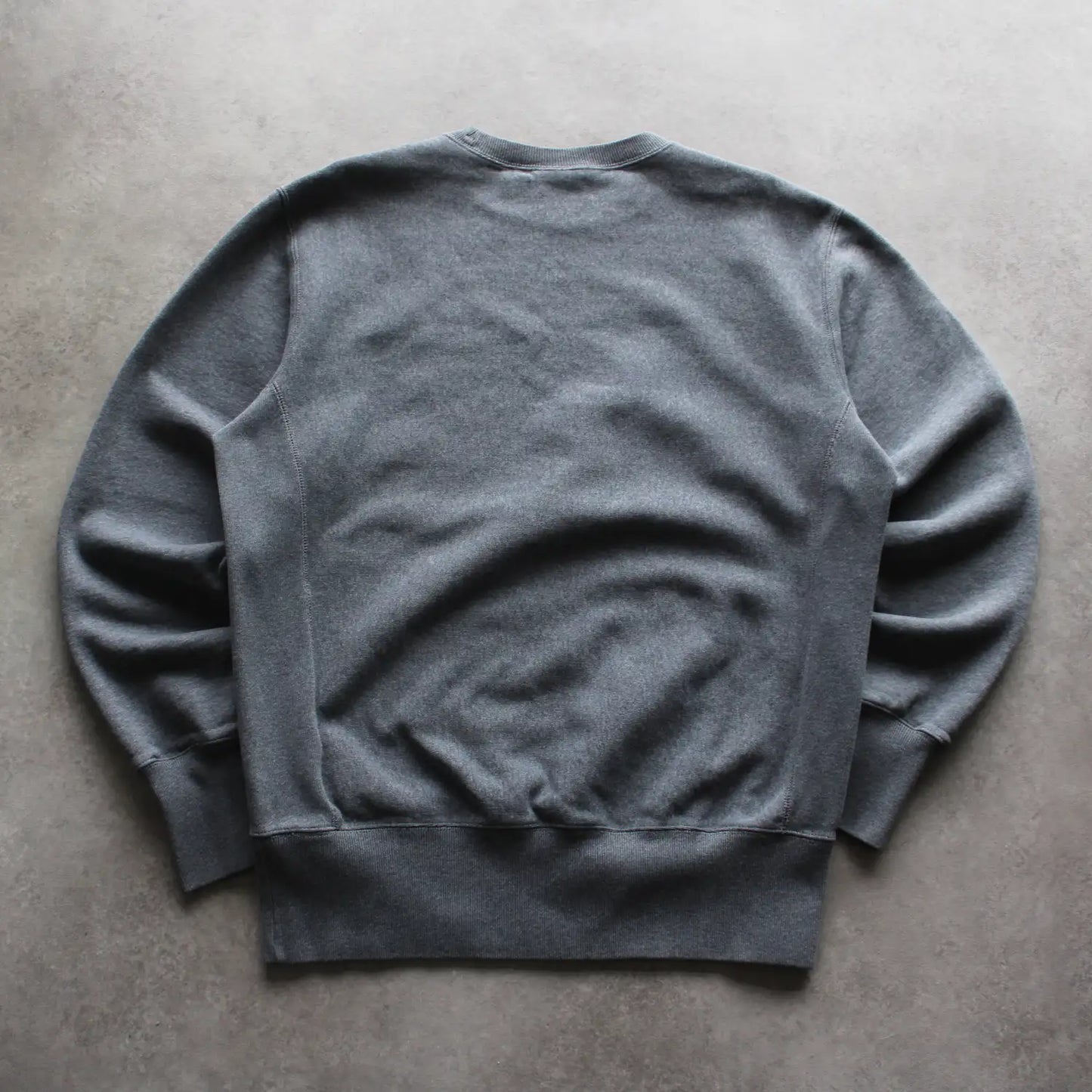 Champion Embroidered Crewneck – Grey (Man-L)