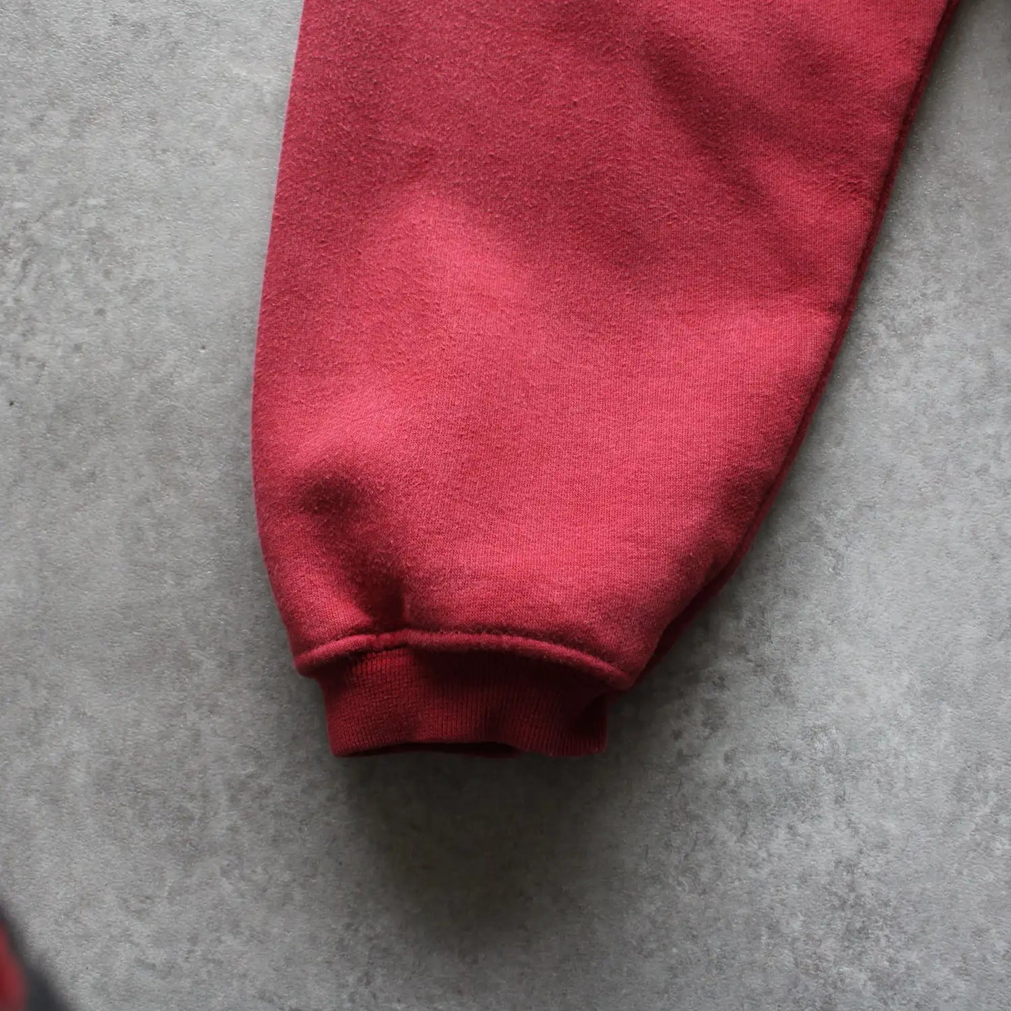 Adidas Embroidered Crewneck – Burgundy (Man-M)