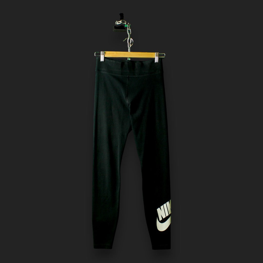 Nike Trainingshose (Größe S)