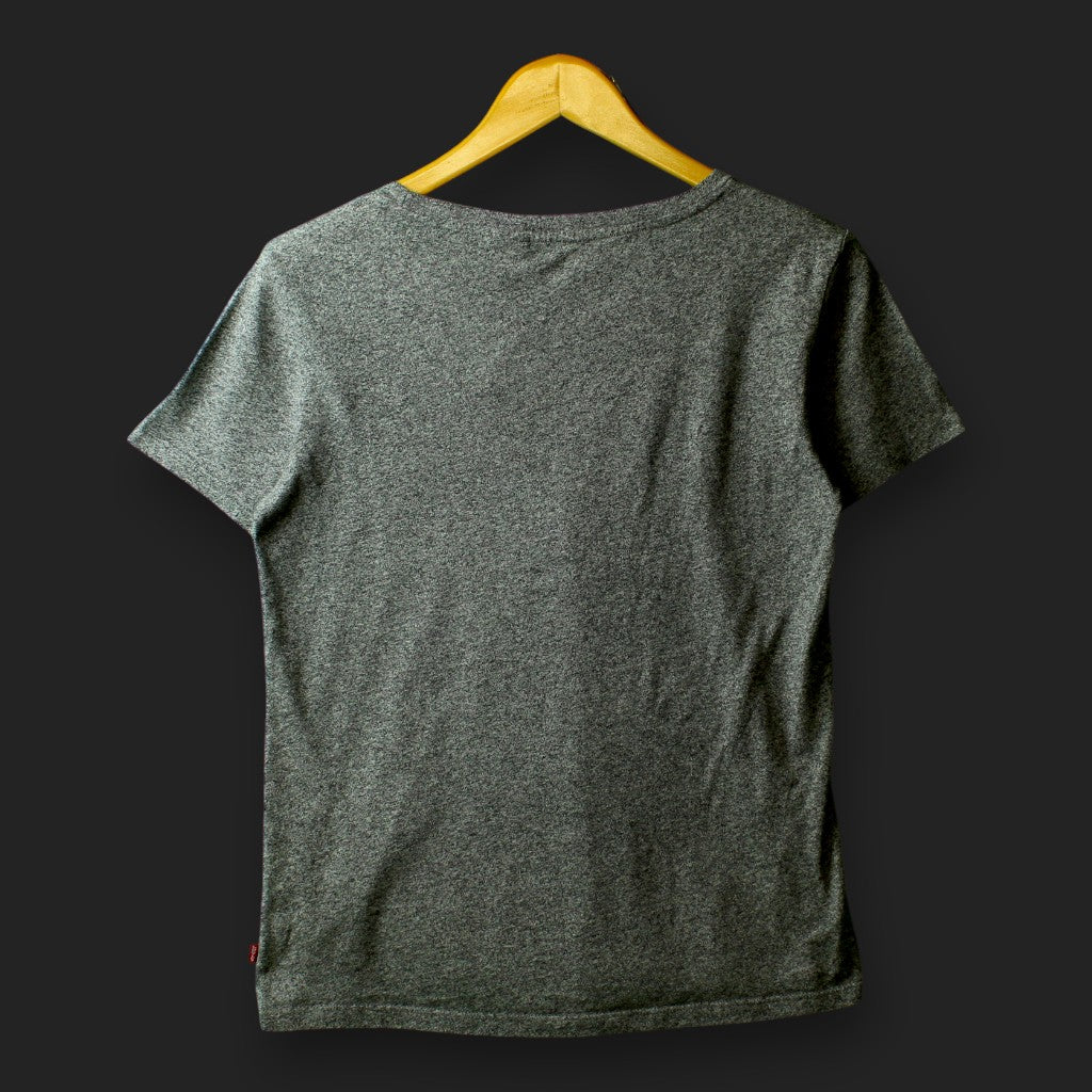 Levi's T-Shirt (Size-XS)