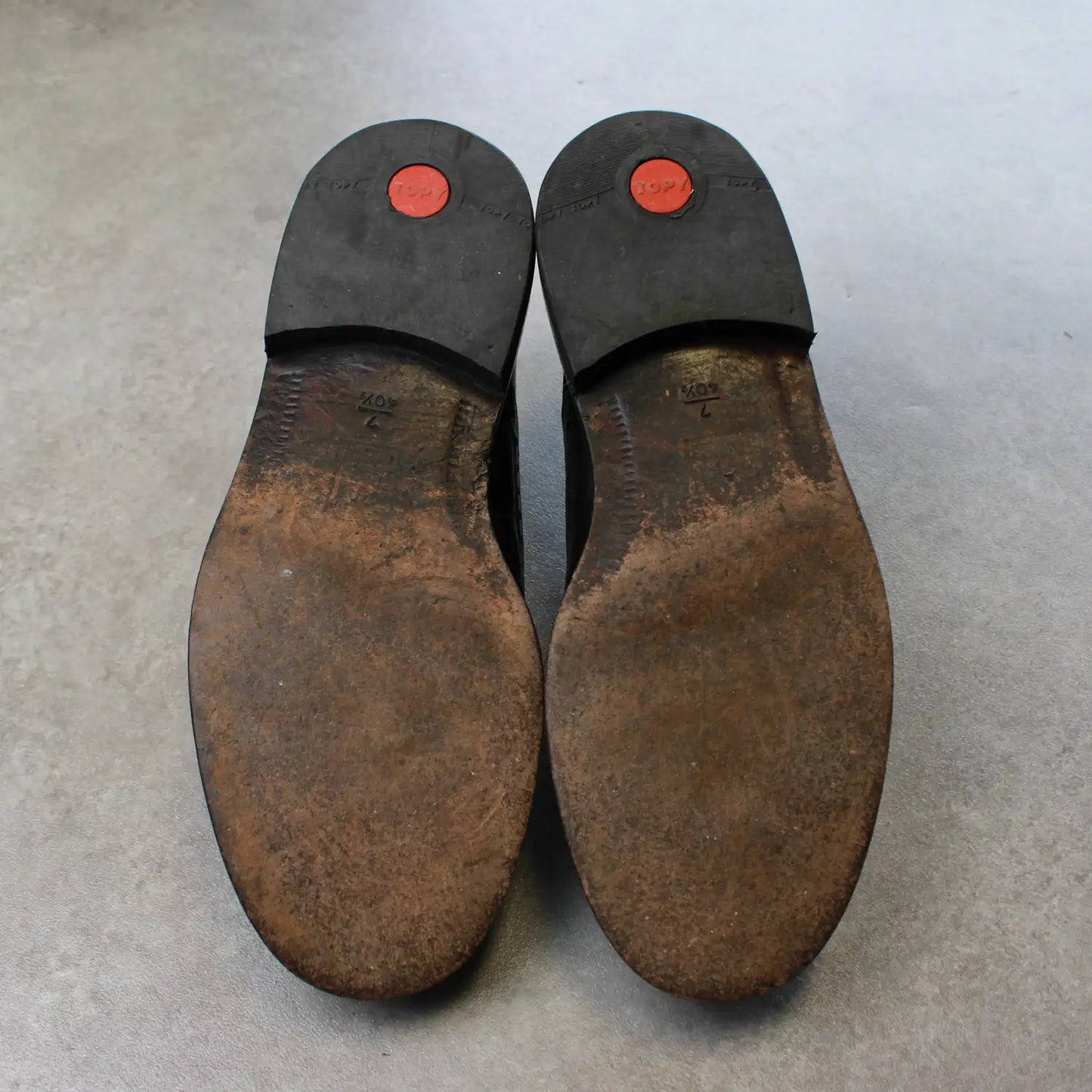 Lloyd Extrawelt Leather Brogue Shoes – Black (Man-40⅓)