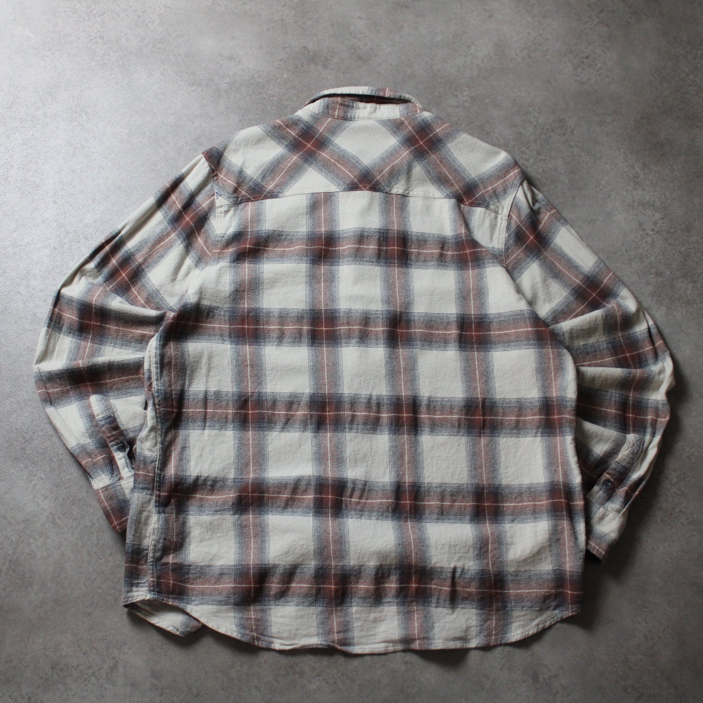 Capsule Long Sleeve Shirt (Man-XL)
