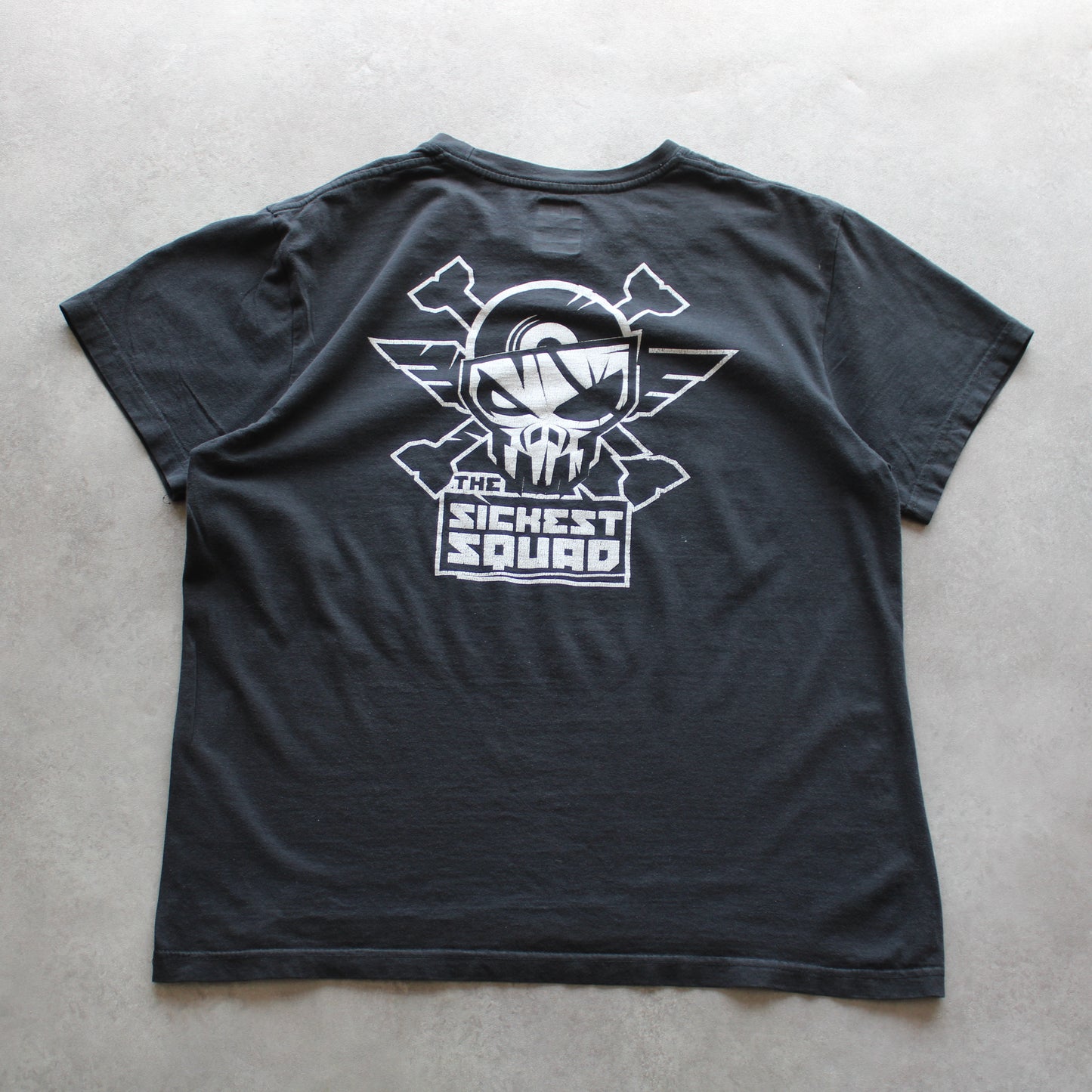 T-Shirt mit Aufdruck „The Sickest Squad“ (Herren – L)