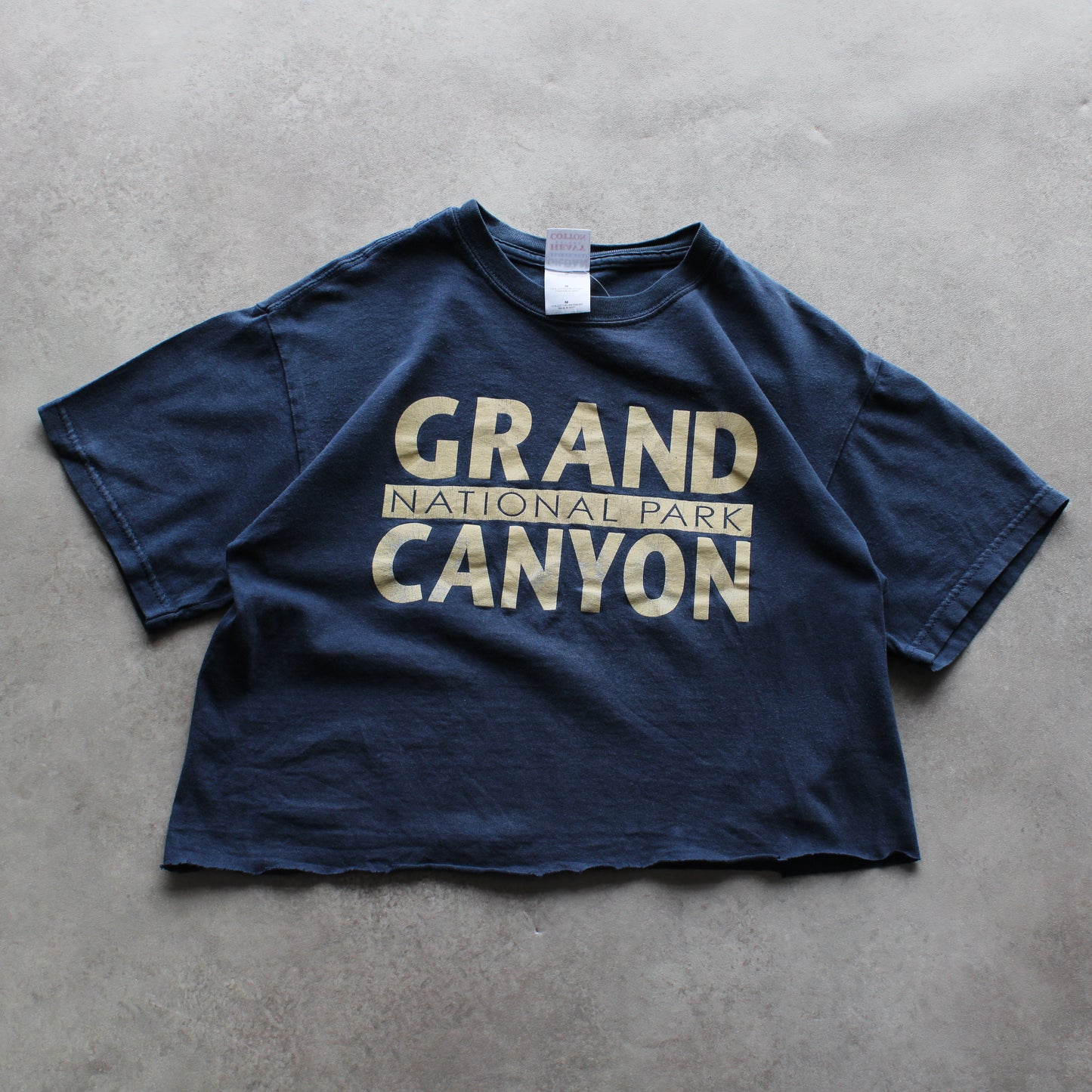 T-Shirt mit Grand Canyon Cut-Aufdruck (Damen, M)