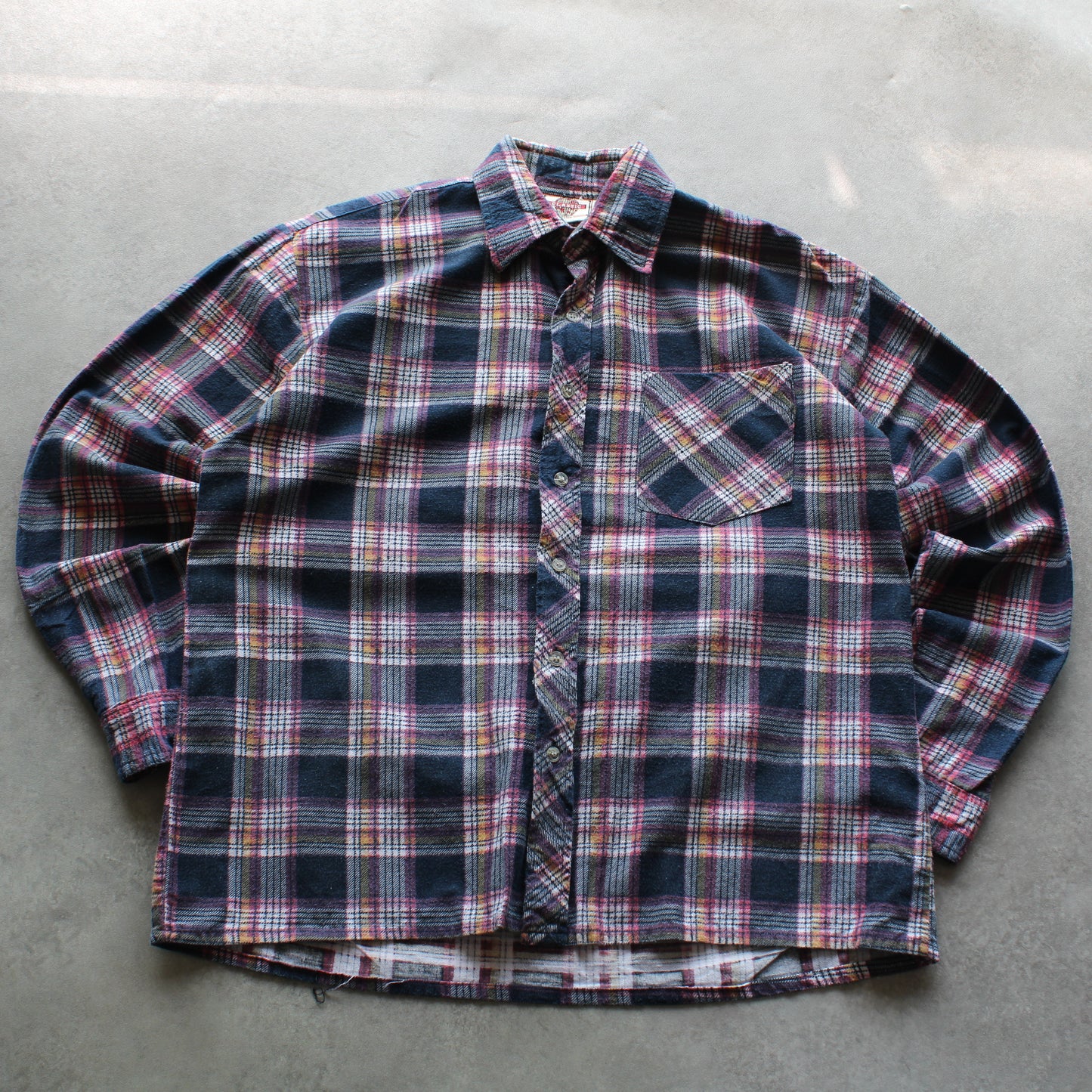 Classic Longsleeve Shirt (Man - L)