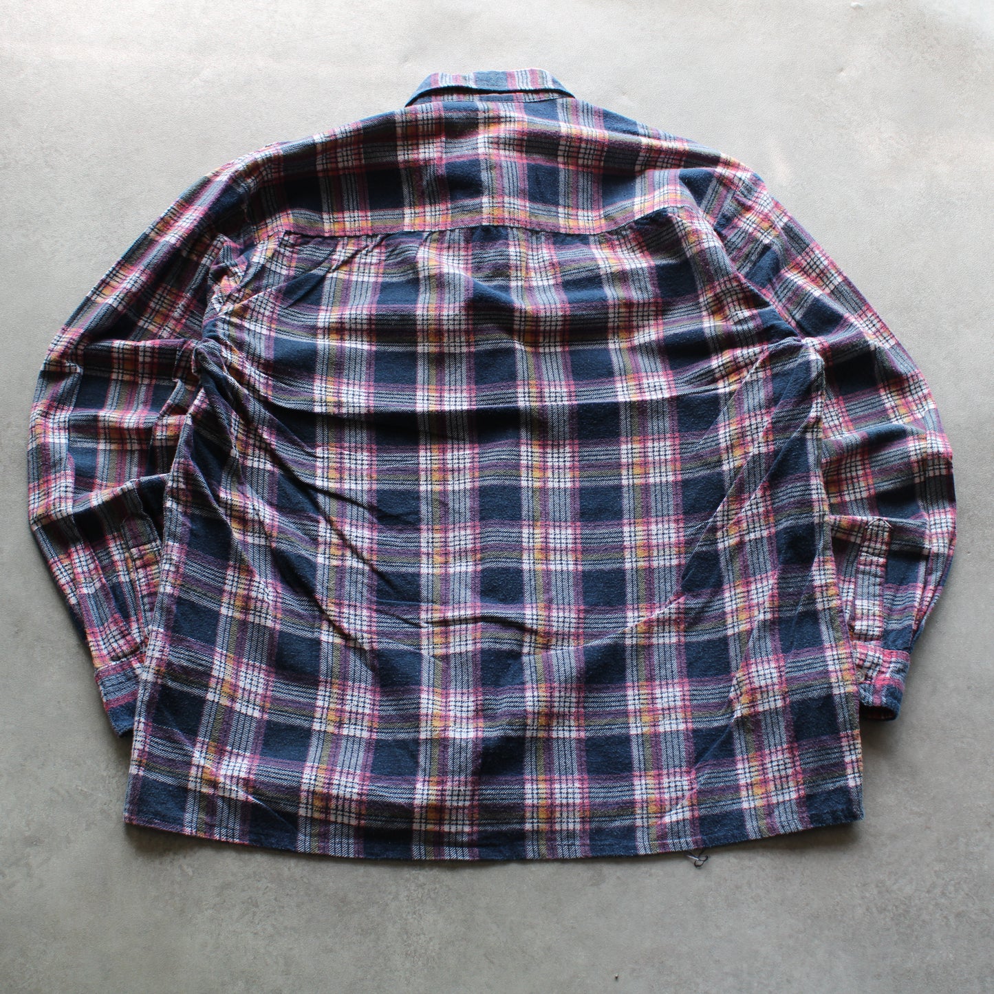 Classic Longsleeve Shirt (Man - L)