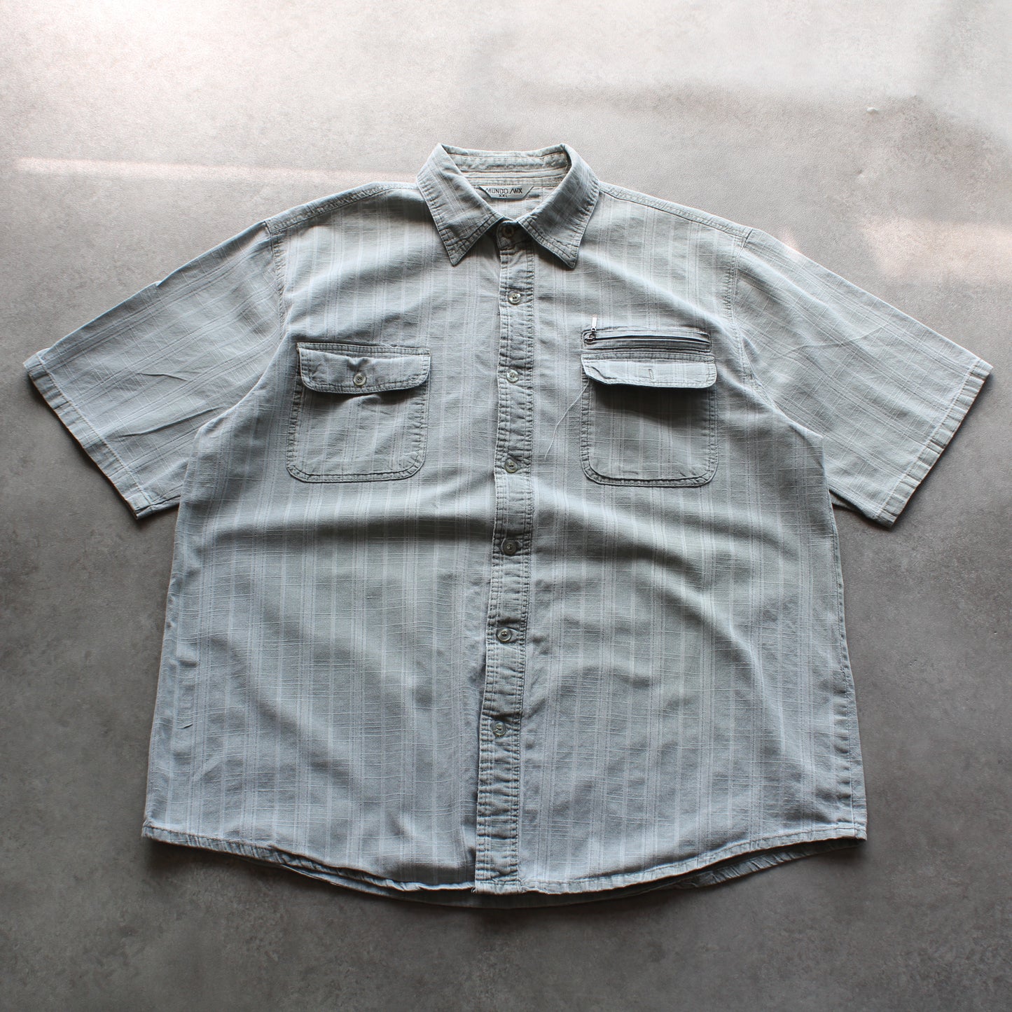 Mundo Mix Vintage Shirt (Man - XXL)