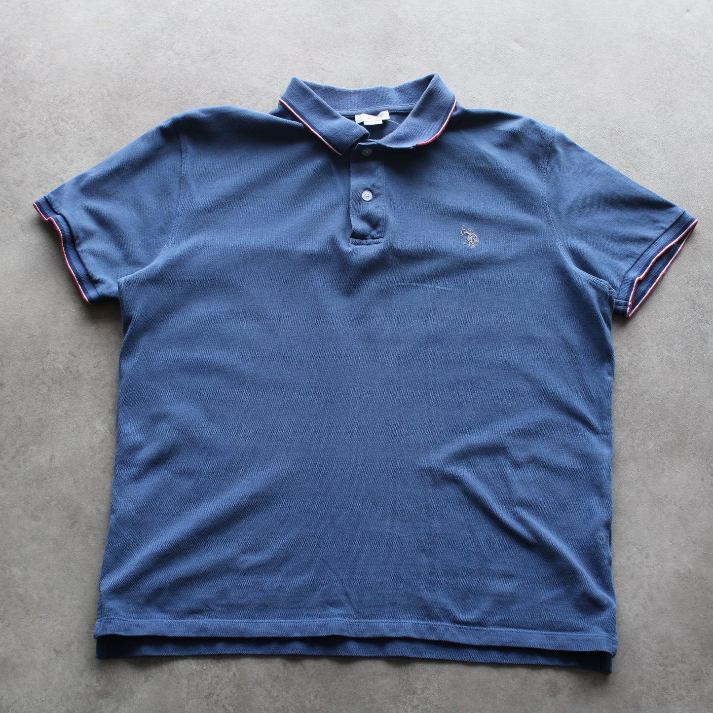 U.S. Polo Assn. Embrioed Small Logo Polo Shirt (Man-L)