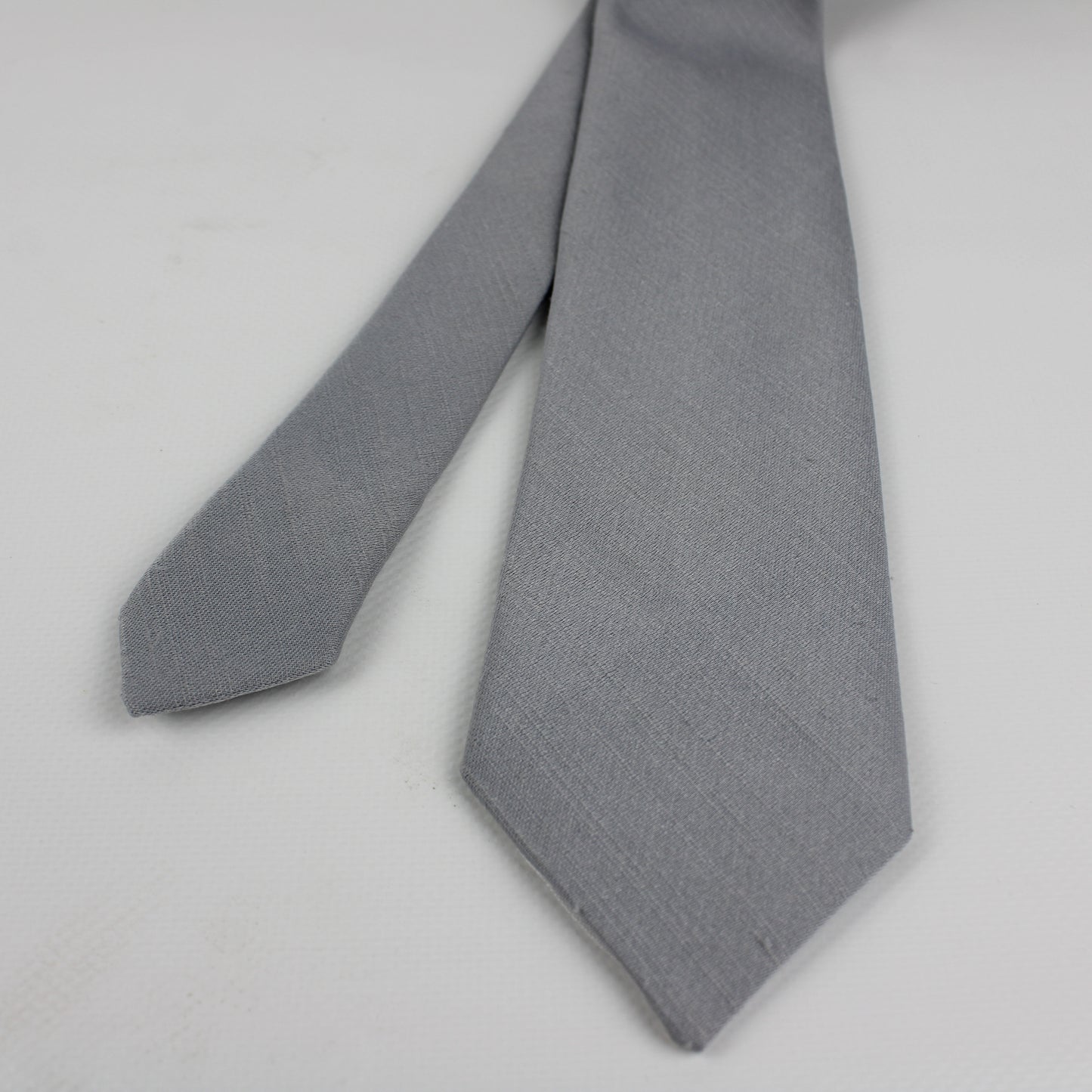 PATIO Light Grey Tie – Modern Simplicity