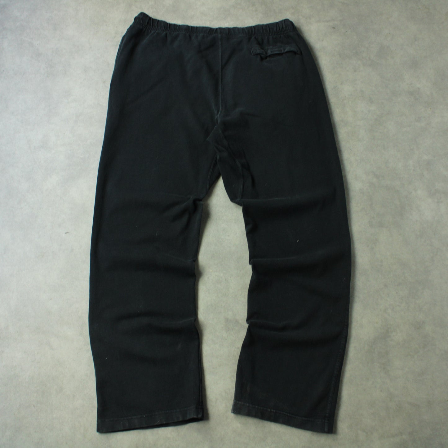 Nike Logo Sweatpants – Black (Man-L)