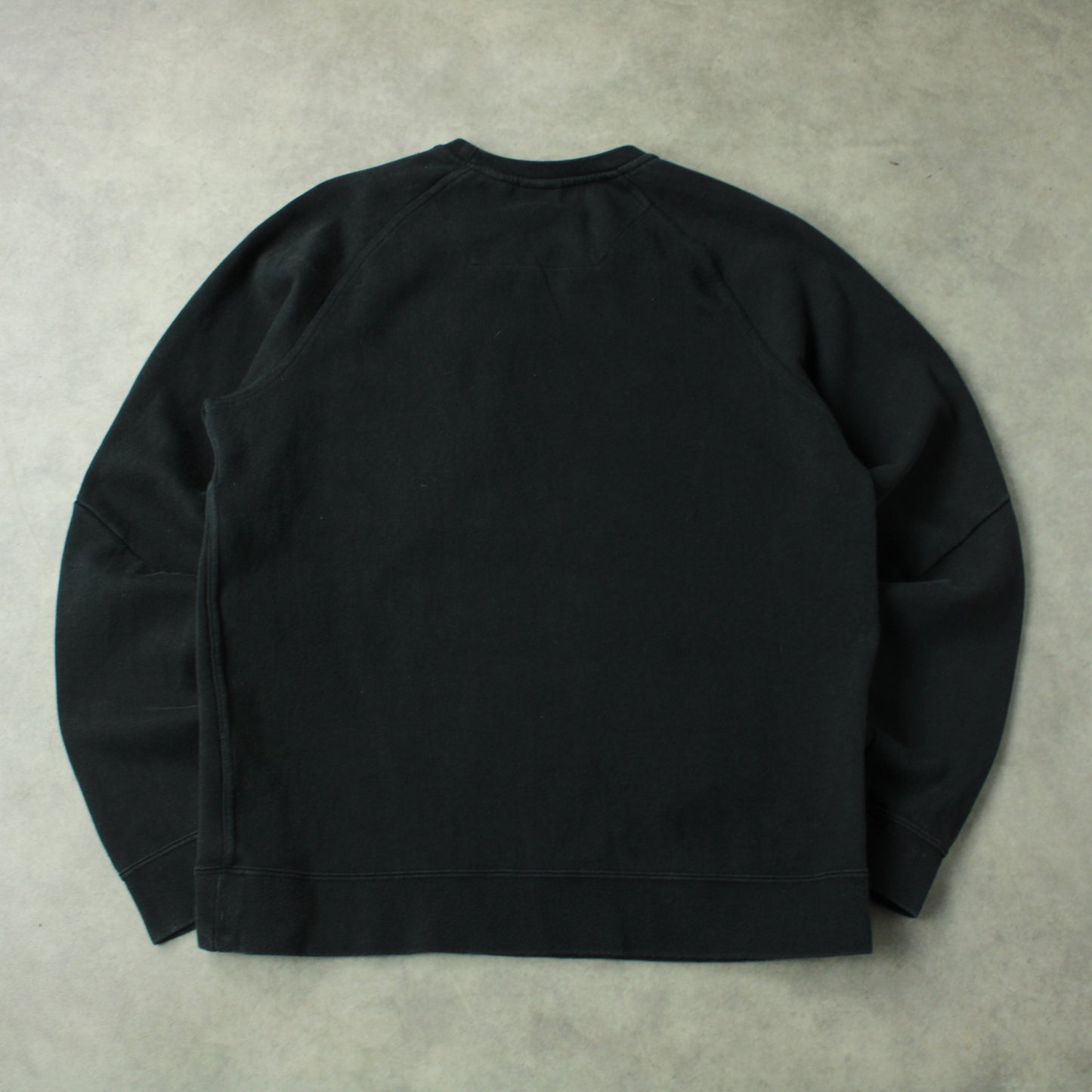Nike Swoosh Crewneck Sweatshirt – Black (Man-L)