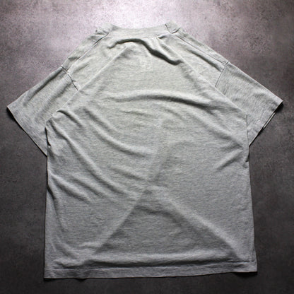 Fruit Of The Loom Canada T-Shirt (Men-L) [SPOTTED]