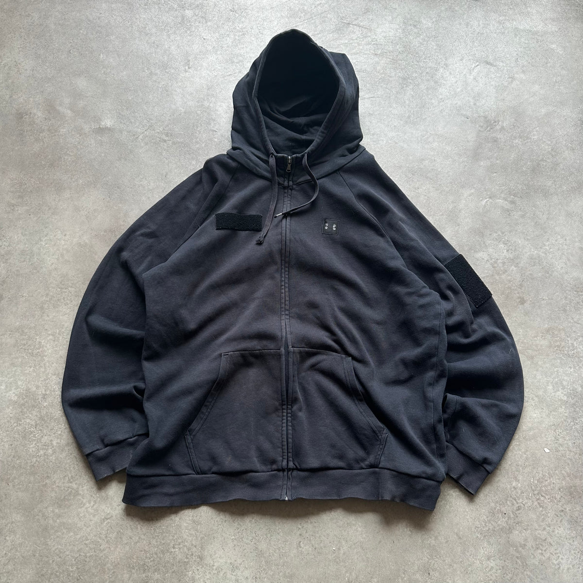 Under Armour Black Zip Hoodie XL