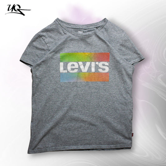 Levi's T-Shirt (Women-M)