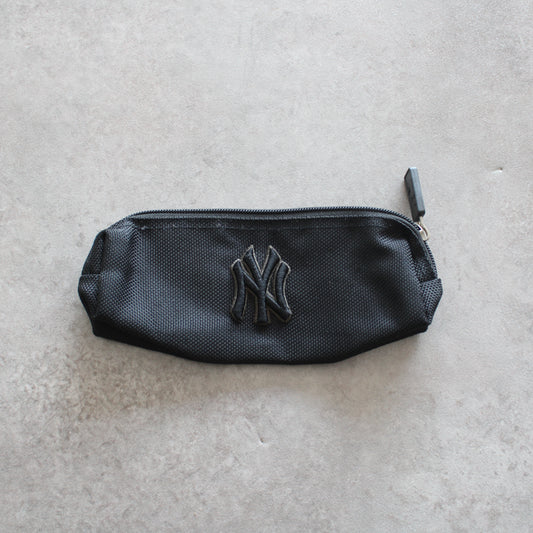 Majestic New York Yankees Pen Holder