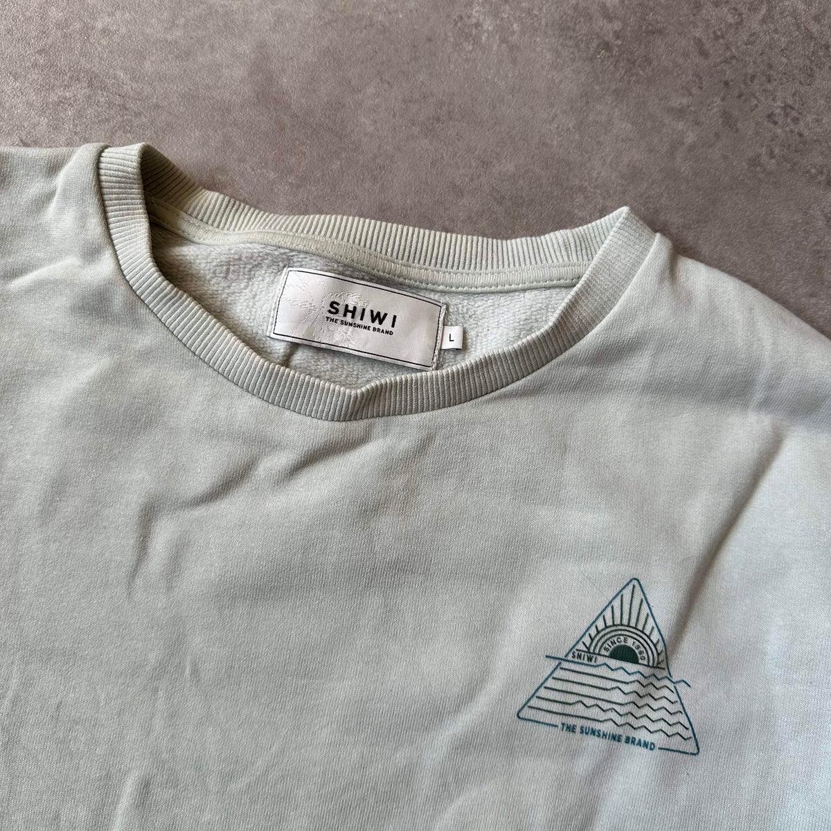 Shiwi Off White Logo Sweatshirt L