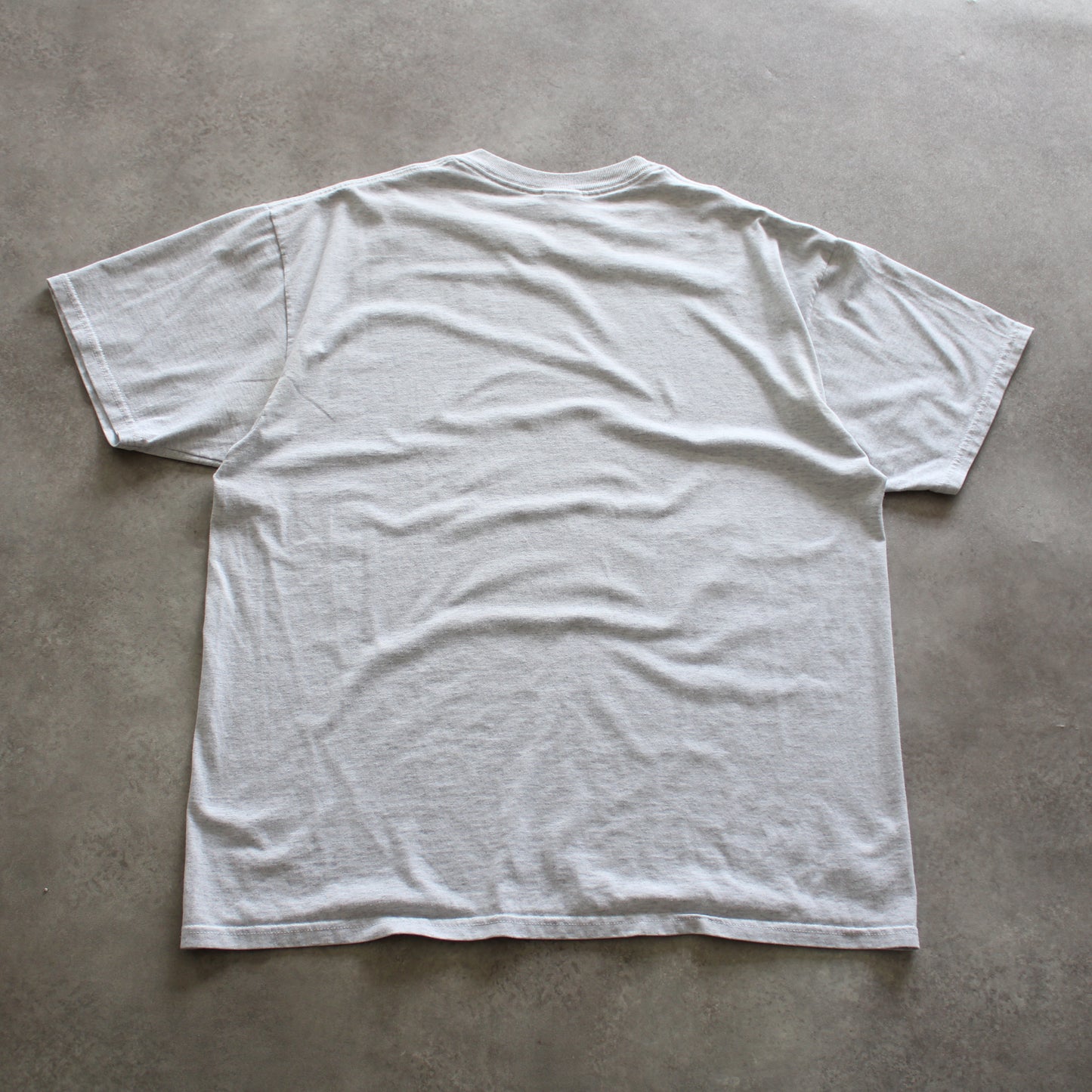 San Francisco Vintage Grey T-Shirt – Skyline Graphic (Man-L) [SPOTTED]
