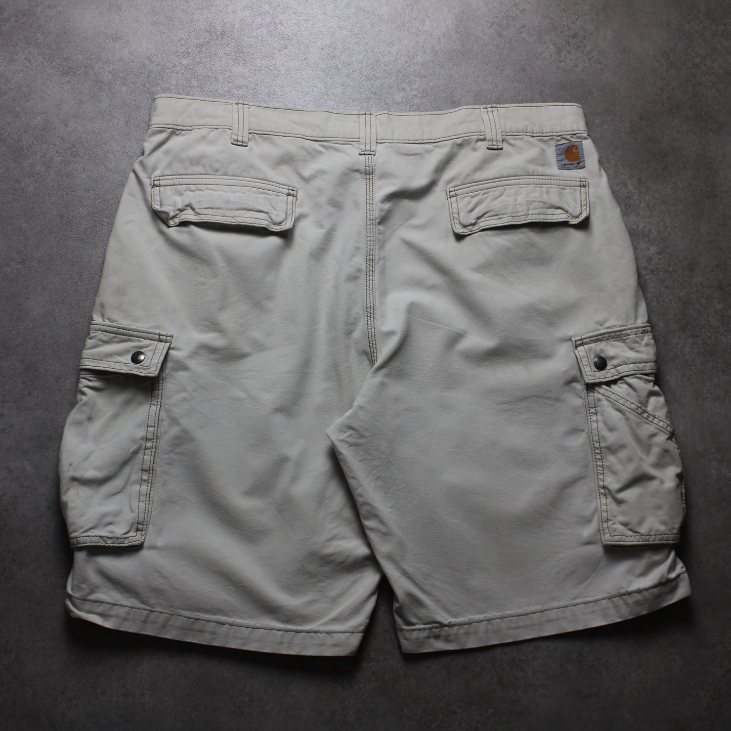 Carhartt Shorts (Men-W40) [SPOTTED]
