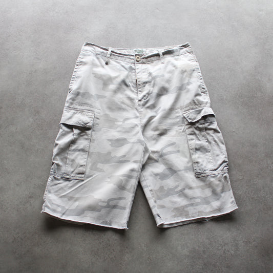 Vintage State Grey Camo Cargo Shorts (Man-M)