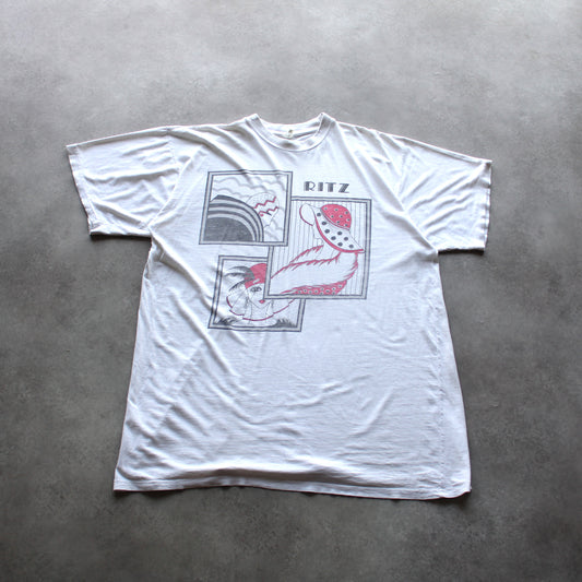 Vintage Ritz Graphic T-Shirt – White with Retro Print (Man-XL)