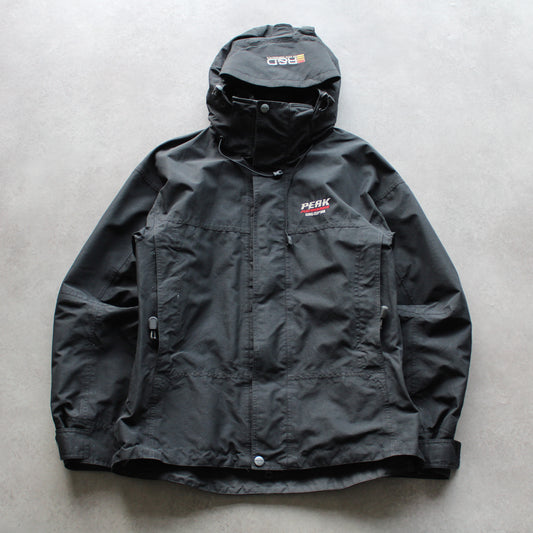 Peak Performance x Gore-Tex Black Outdoor Jacket – Technical Waterproof Design (Man-M)