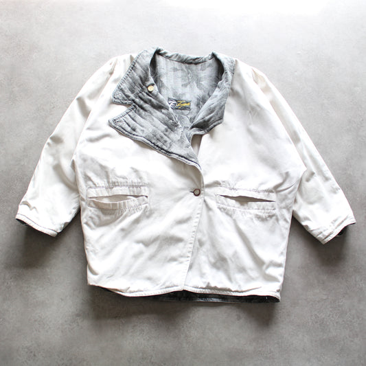 Luifell Vintage Light Jacket – Cream with Grey Collar Detail (Man-XL)
