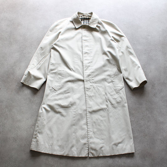 Vintage Beige Trench Coat – Classic Minimalist Design (Man-M)