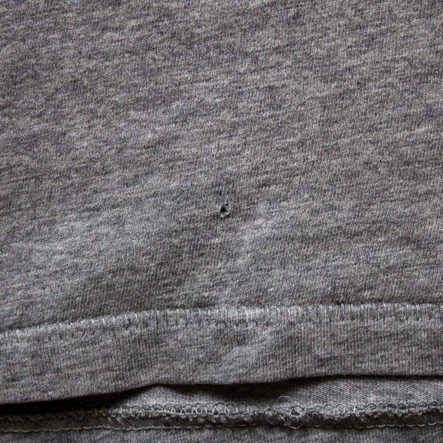 Levi's T-Shirt (Men-M) [SPOTTED]