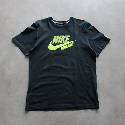 Nike “Hong Kong” Graphic Tee – Black (Man-XL)
