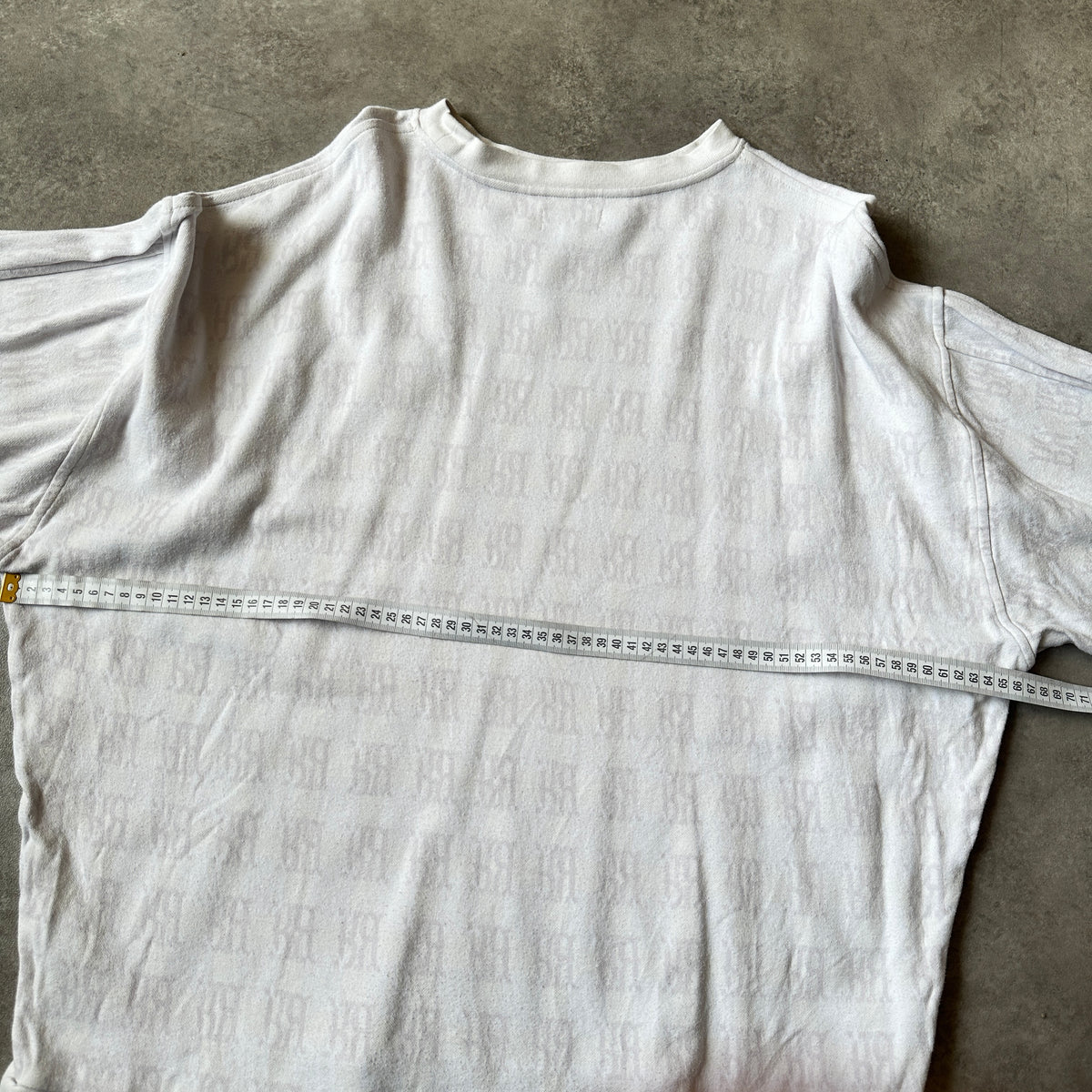 Rvni Cream Monogram All-Over Print Long Sleeve XXL