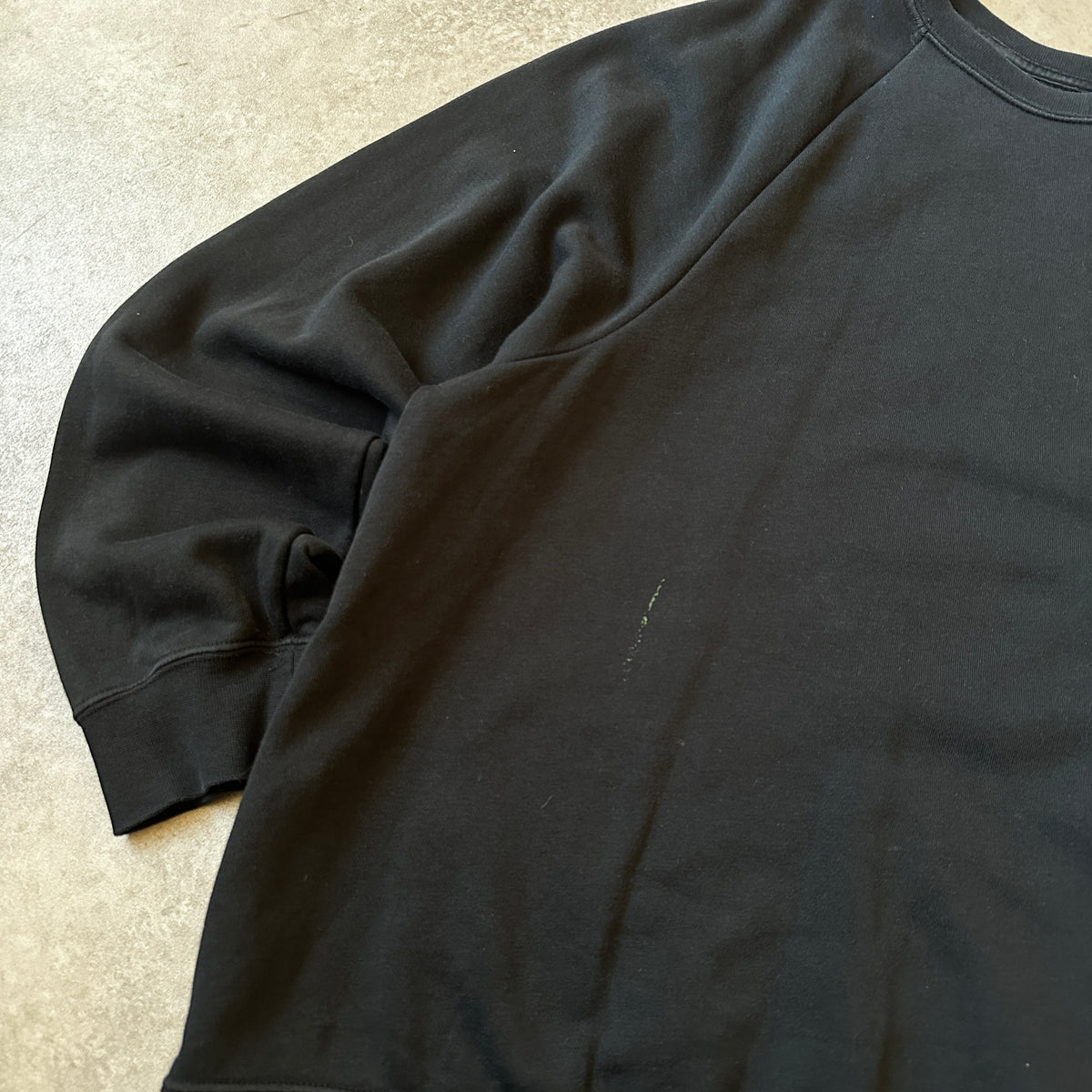 Nike Black Small Chest Logo Crewneck XL