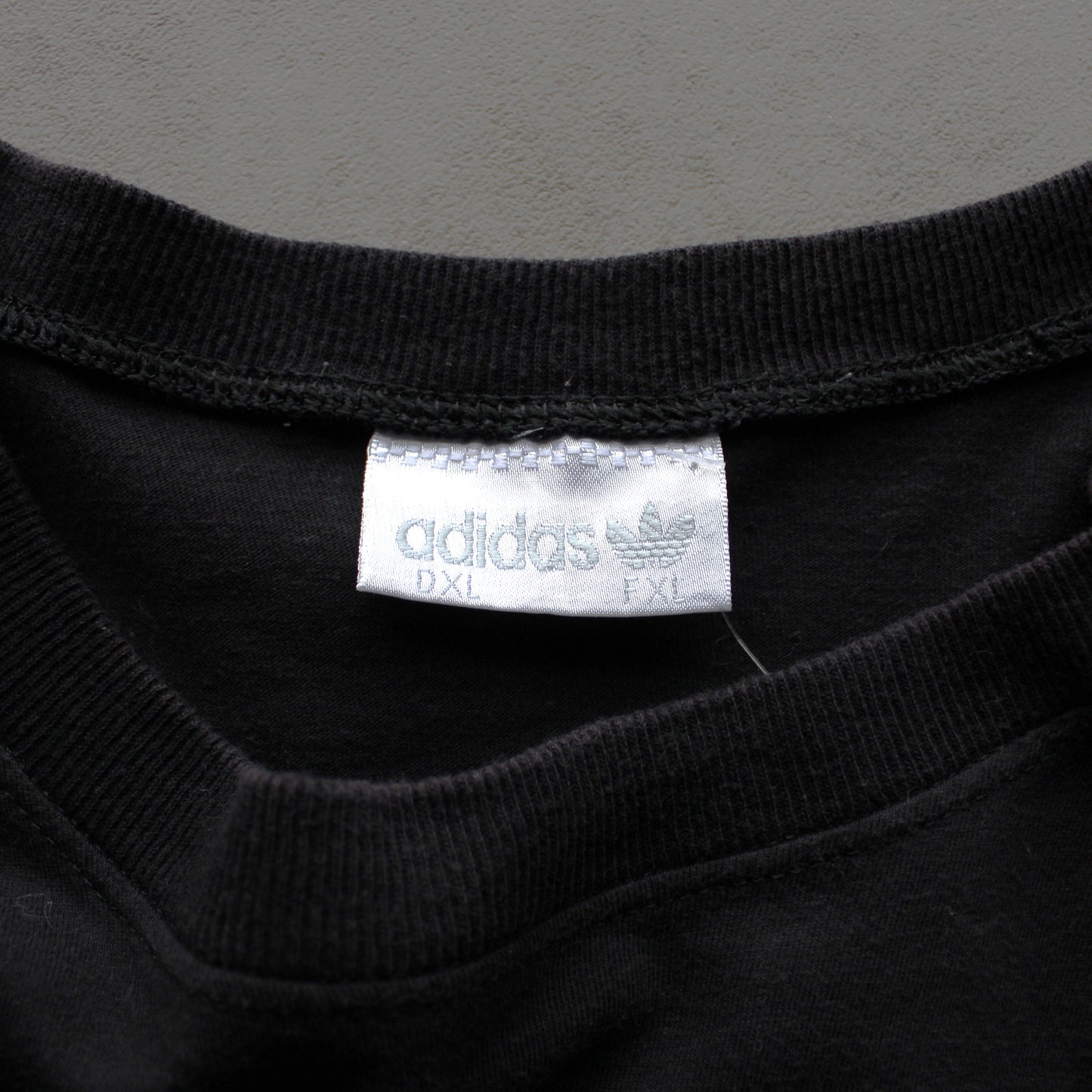 Adidas Vintage T-Shirt – Black (Man-3XL)