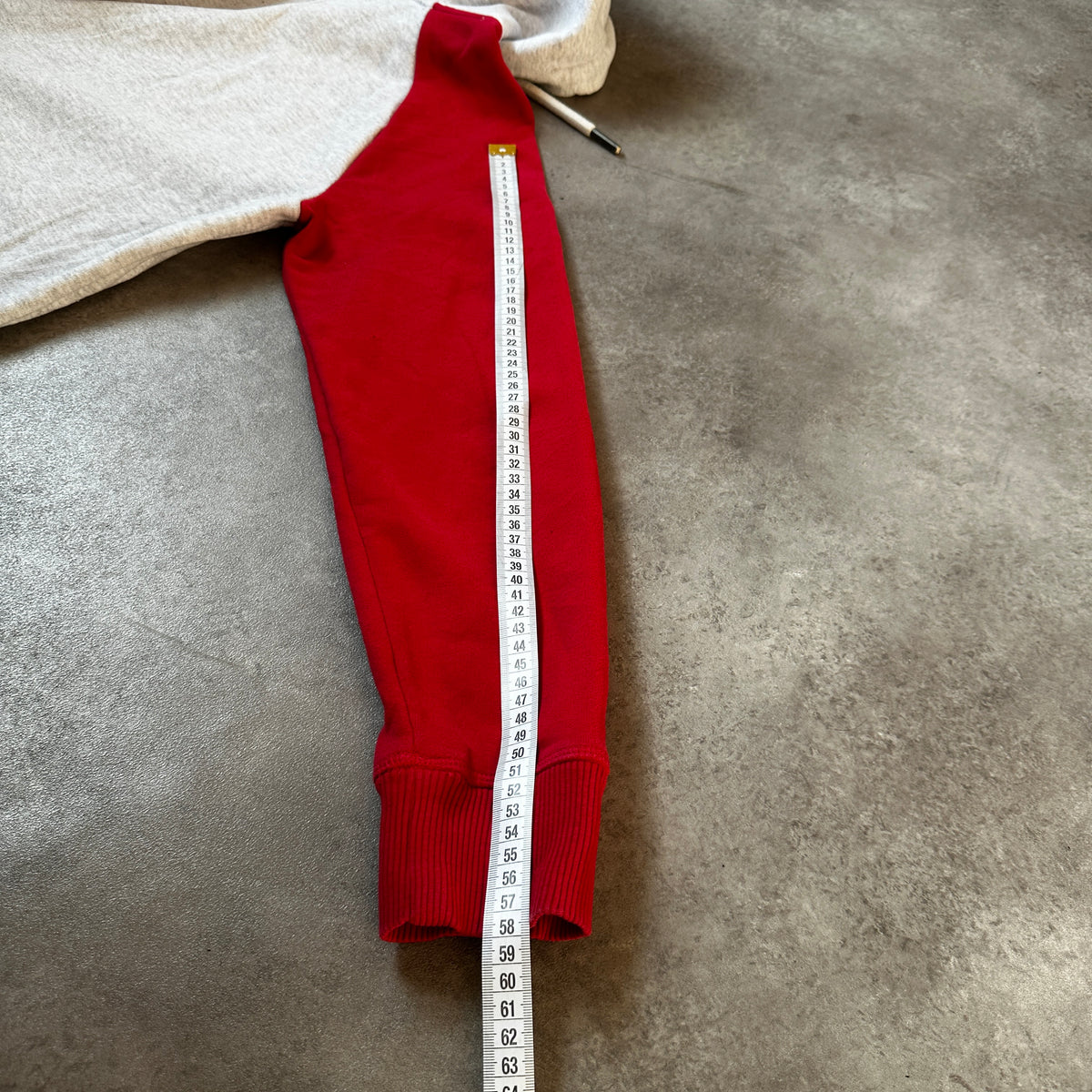 Superdry Light Grey & Red Raglan Sleeve Hoodie M