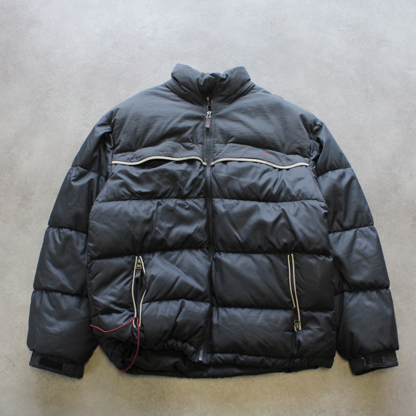 Nike Vintage Puffer Jacket – Black (Man-M)
