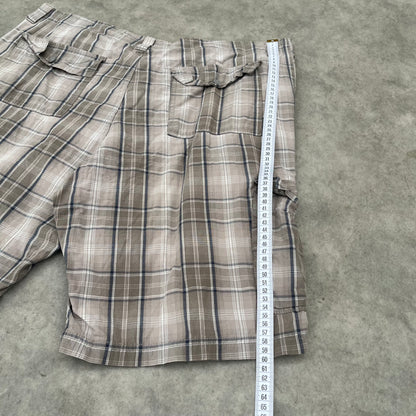 Levi's Plaid Cargo Shorts W40