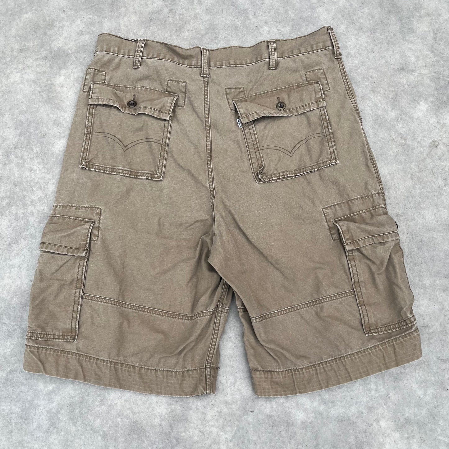Levi's Beige Cargo Shorts W38