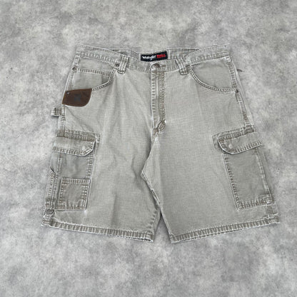 Wrangler Beige Cargo Shorts W38