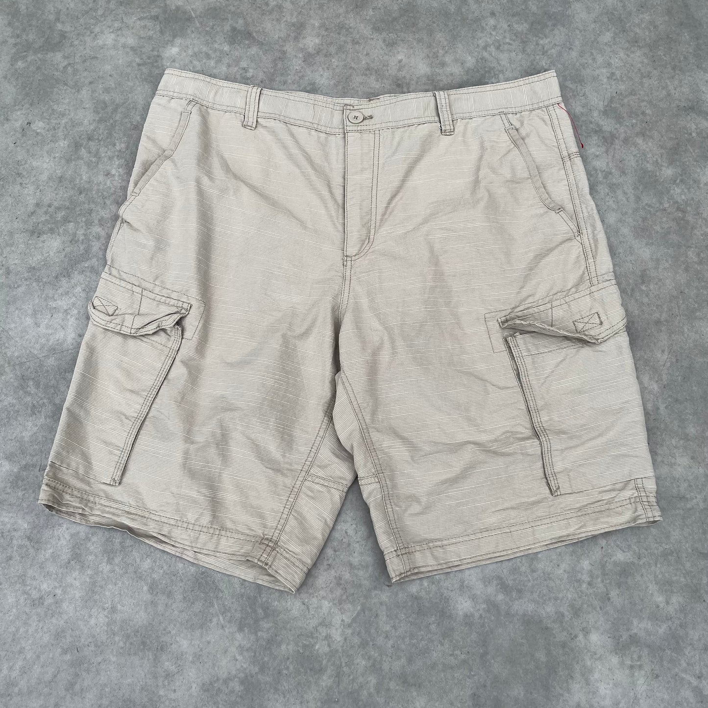 Faded Glory Beige Cargo Shorts W40