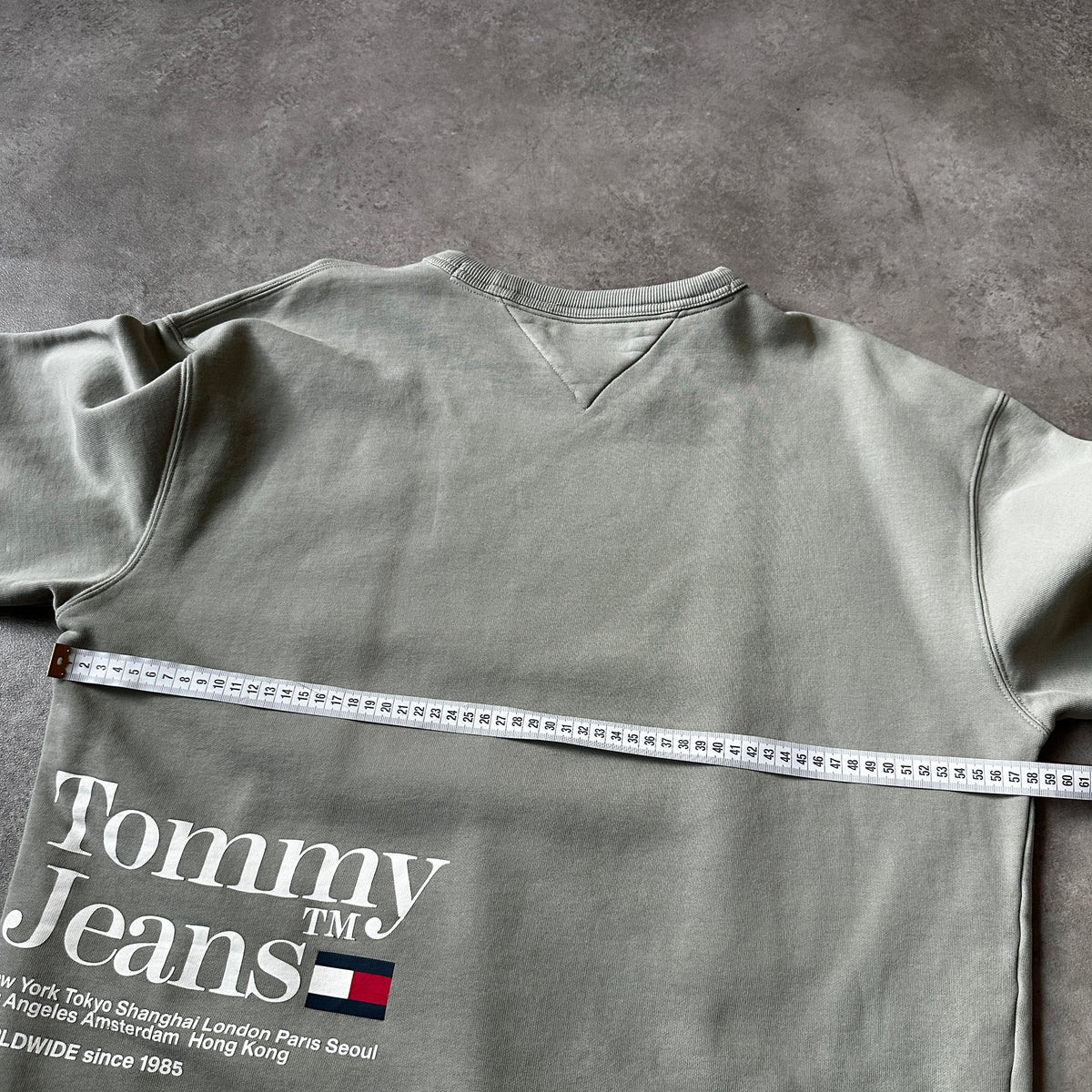 Tommy Jeans Sage Green Small Chest Logo Crewneck L
